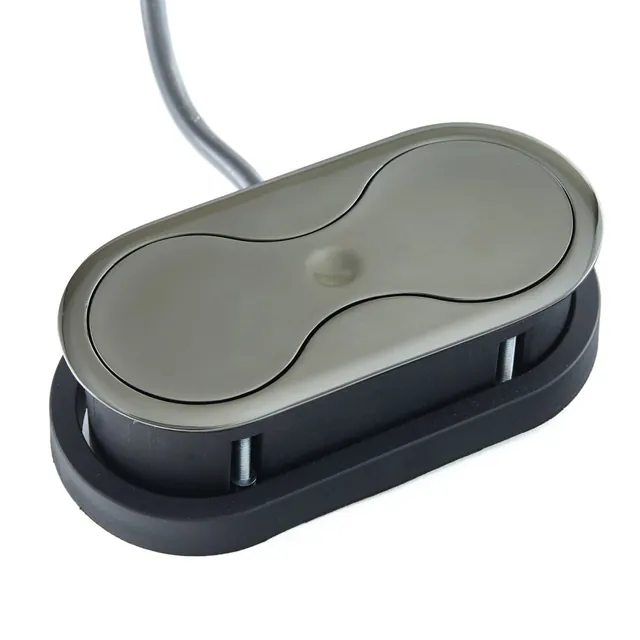 Bloc 1 prise Eight affleurant + port USB MSA, référence 034CN